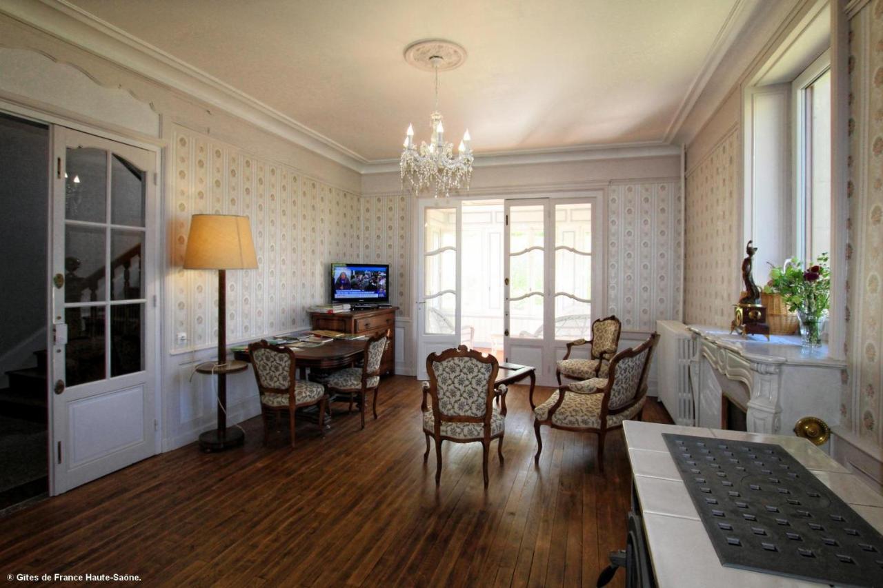 Au Fil Du Temps Bed & Breakfast Fougerolles-Saint-Valbert Eksteriør bilde