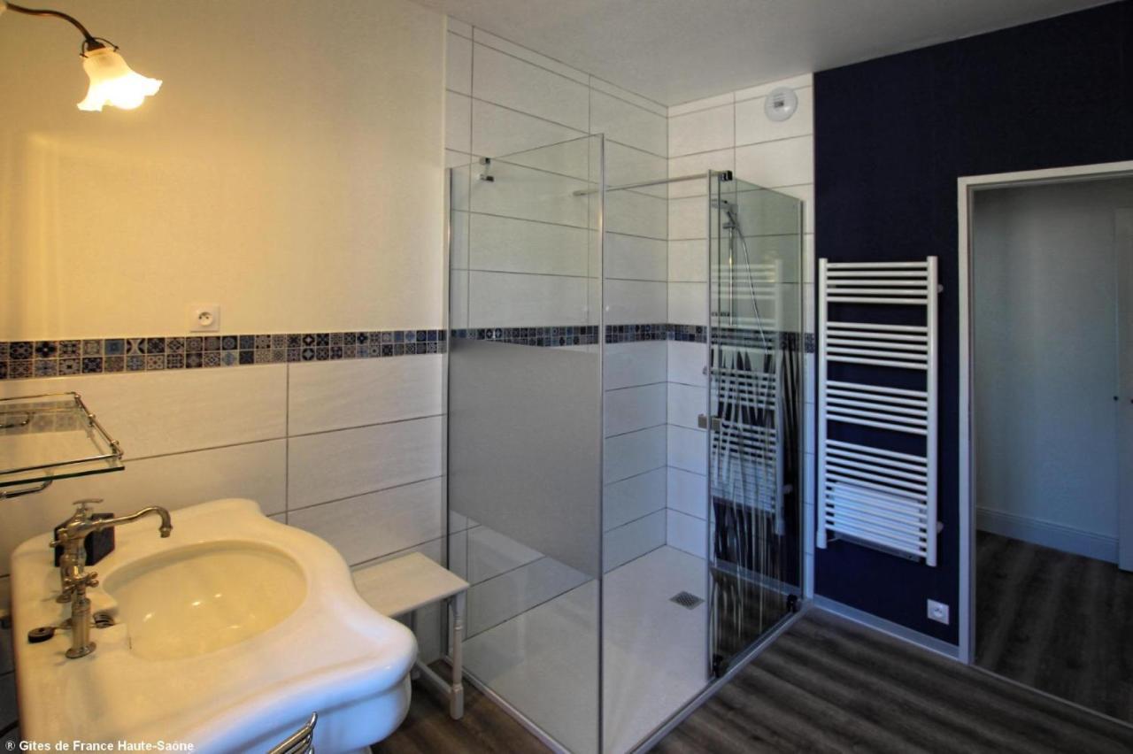 Au Fil Du Temps Bed & Breakfast Fougerolles-Saint-Valbert Eksteriør bilde