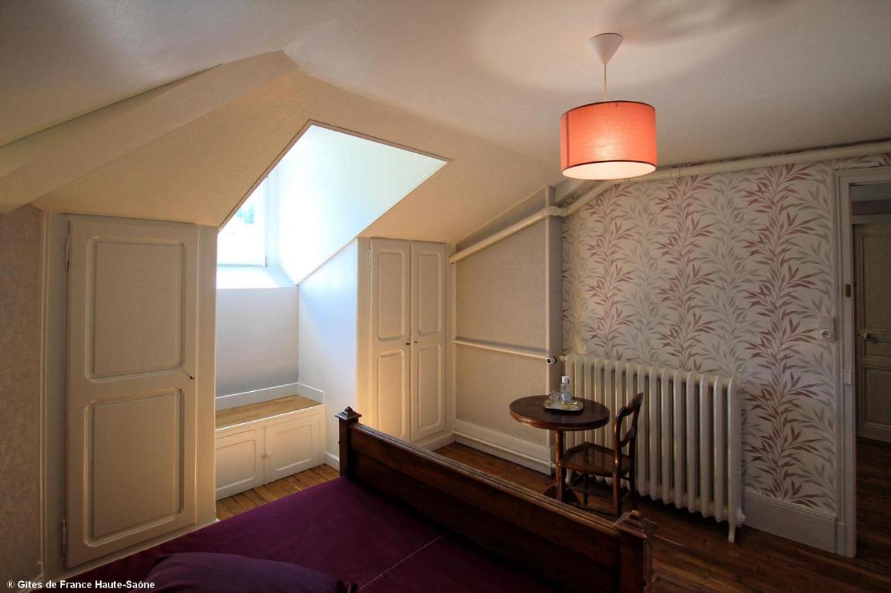 Au Fil Du Temps Bed & Breakfast Fougerolles-Saint-Valbert Eksteriør bilde