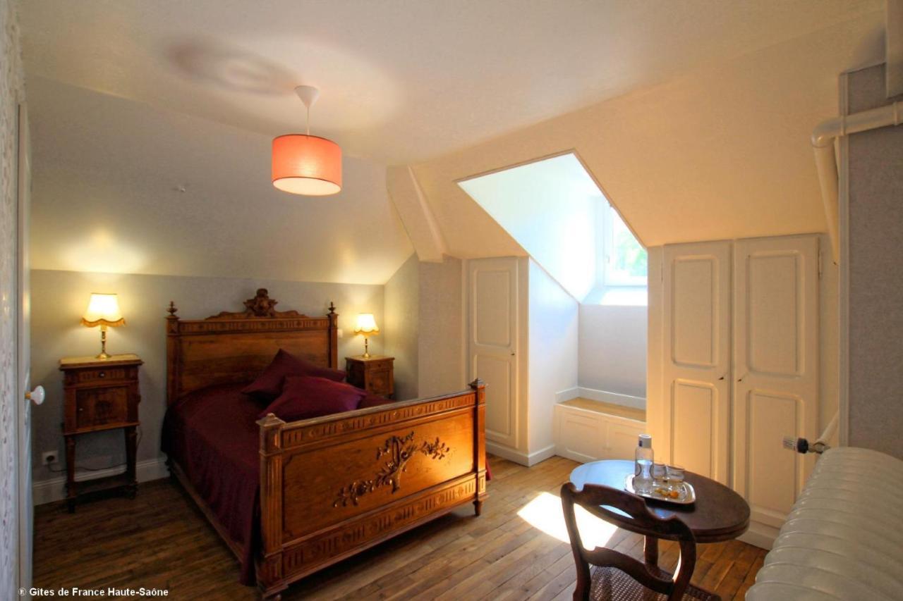 Au Fil Du Temps Bed & Breakfast Fougerolles-Saint-Valbert Eksteriør bilde