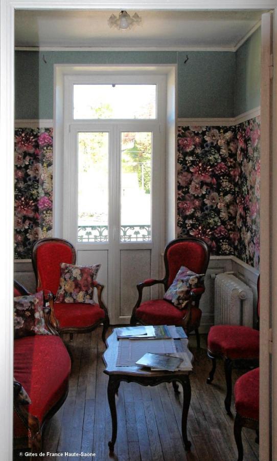 Au Fil Du Temps Bed & Breakfast Fougerolles-Saint-Valbert Eksteriør bilde